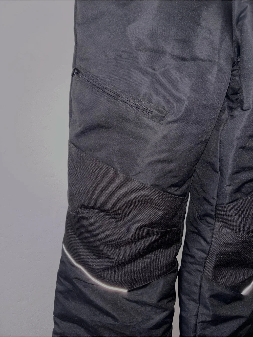 Swiss Tech Kids black snowsuit